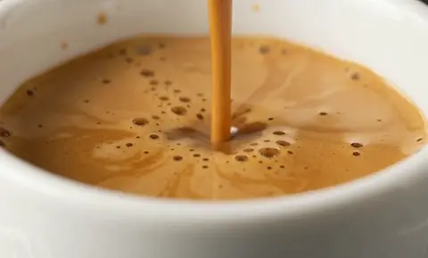 Kalın kremalı espresso